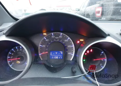 2010 Honda Fit Sport z USA, uszkodzony, nr VIN JHMGE8H40AS007671